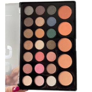 Paleta de sombras 21 tonos con brillo + 5 rubores/contornos/polvos